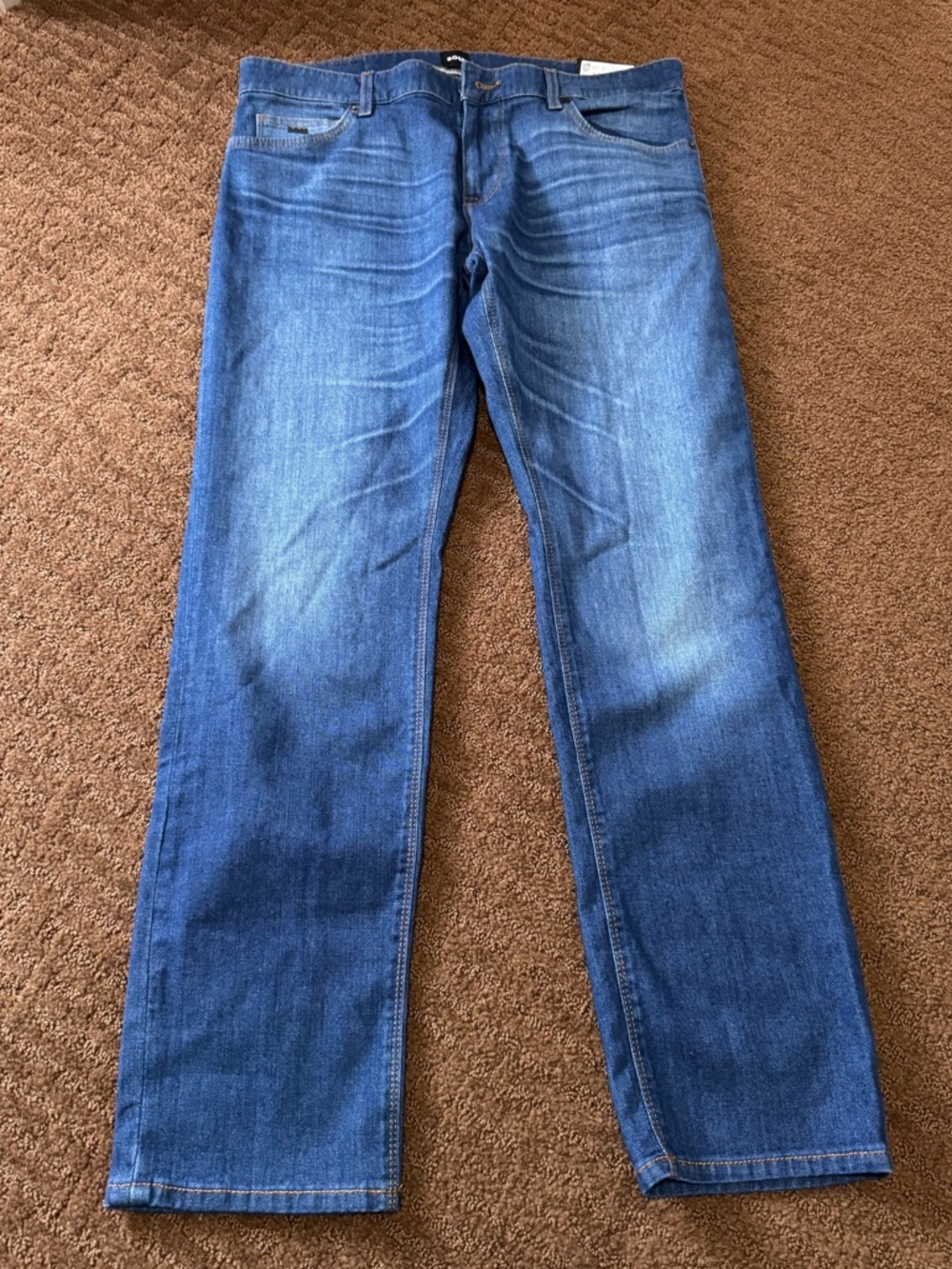 Boss cashmere touch denim nwt Maine regular fit jeans size 34x30